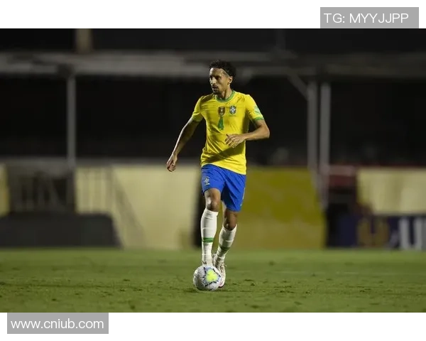 马尔基尼奥斯的职业生涯与成就解析:从巴西新星到世界顶级后卫的蜕变之路